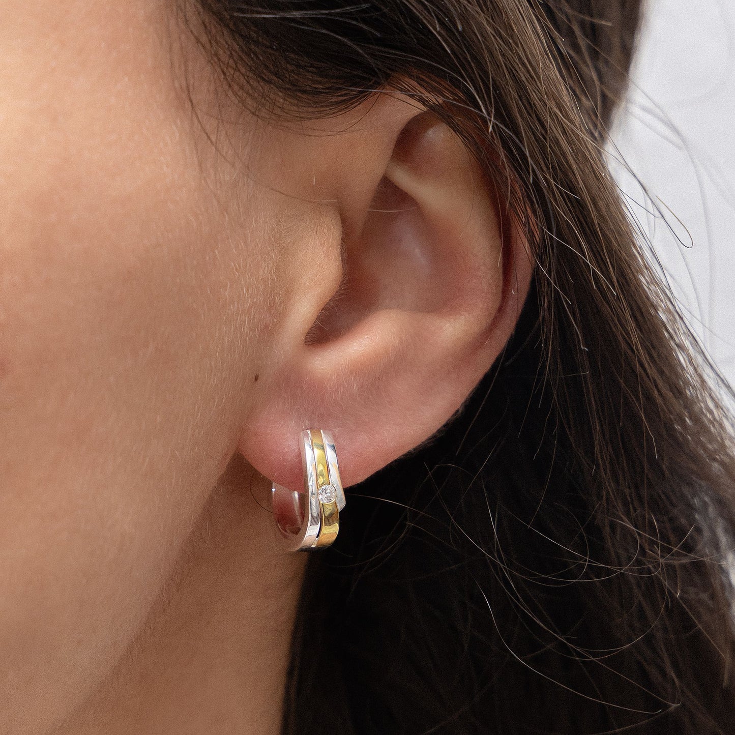 Ohrringe 925/- Sterling Silber vergoldet (teil) 1,5cm Zirkonia