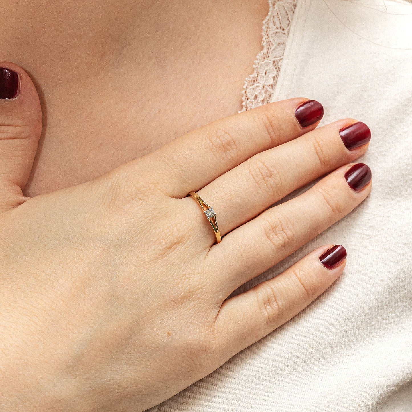 Ring 585/- Gold rhodiniert (teil) Brillant 0,10ct.