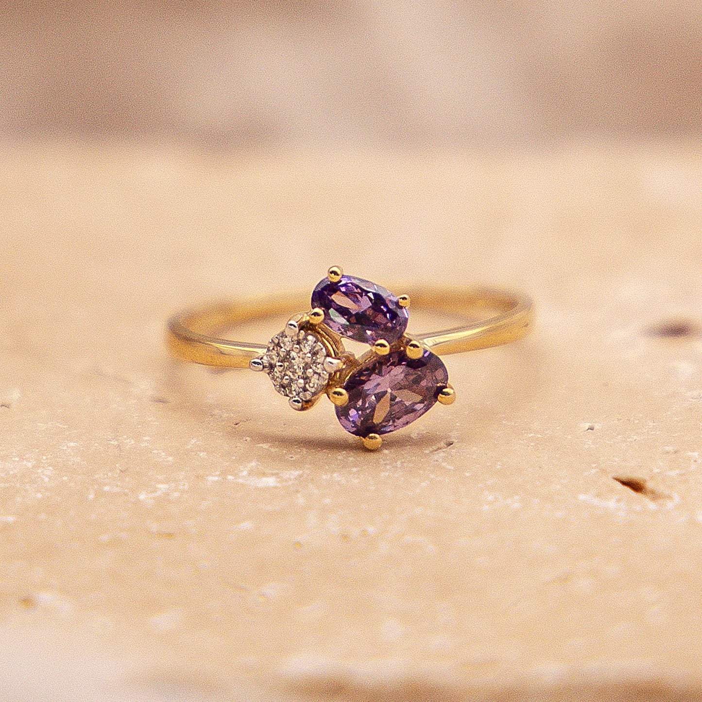 Ring 375/- Gold rhodiniert Amethyst