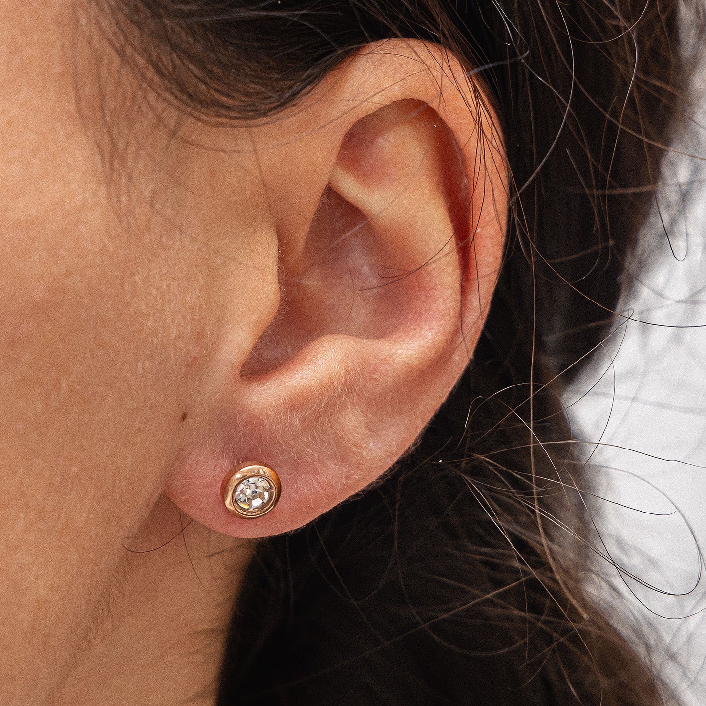 Ohrringe Edelstahl rotvergoldet 0,7cm Zirkonia