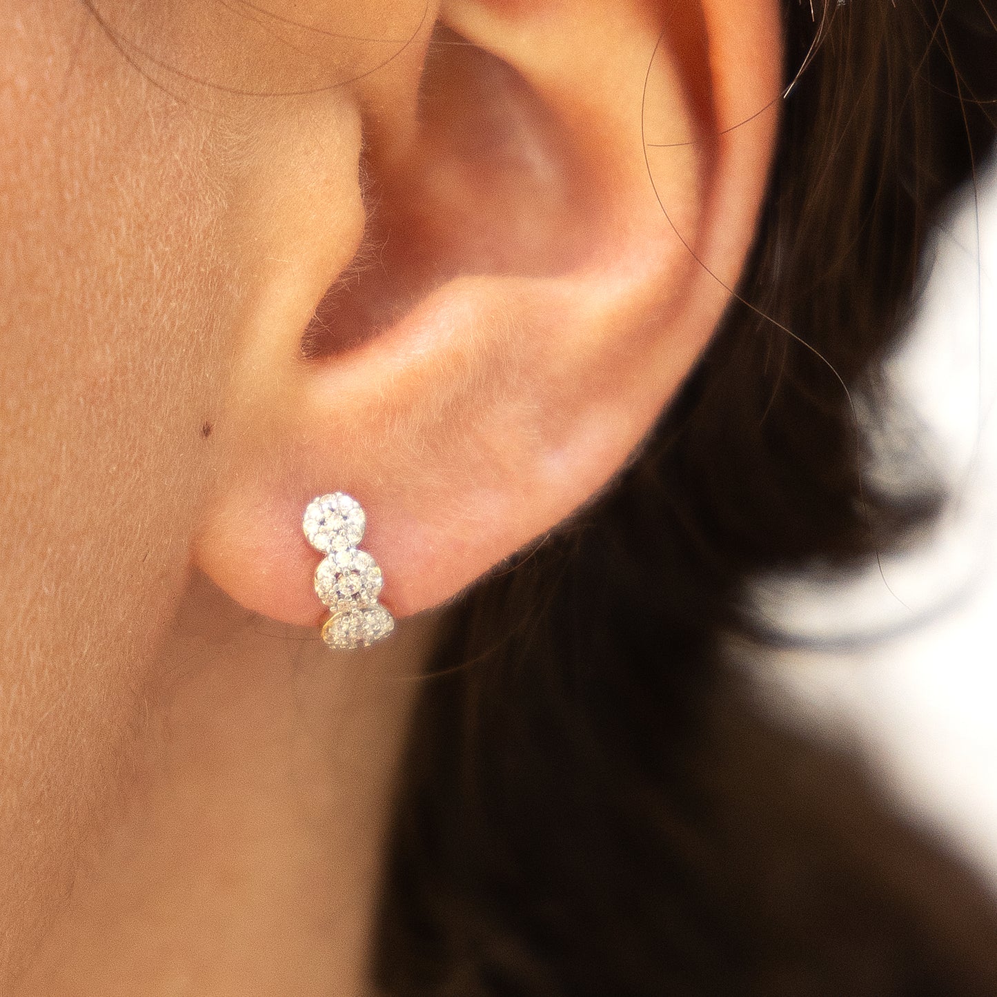 Ohrringe 585/- Gold rhodiniert (teil) 1,0cm Zirkonia